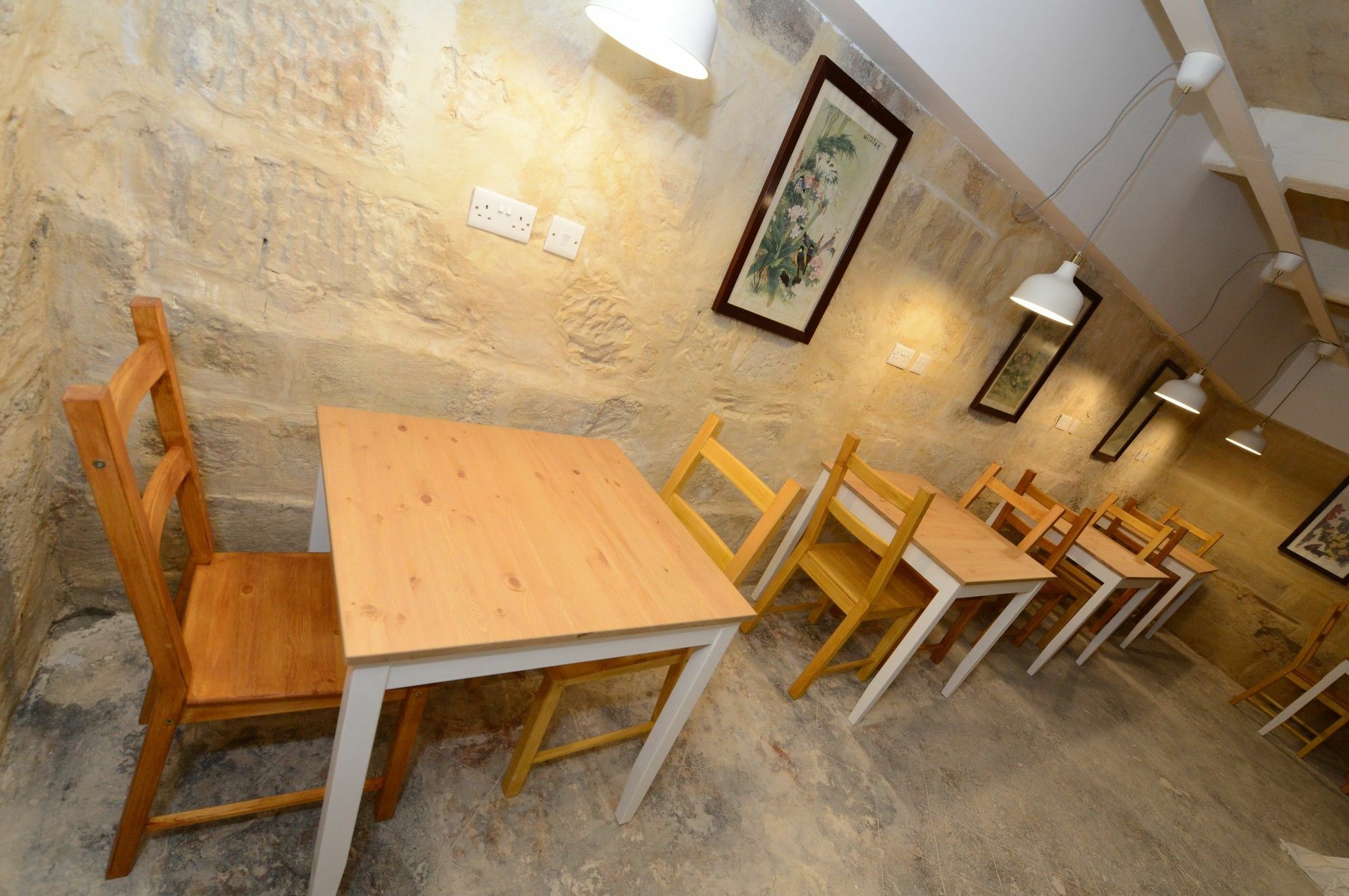 Paulos Valletta Luaran gambar