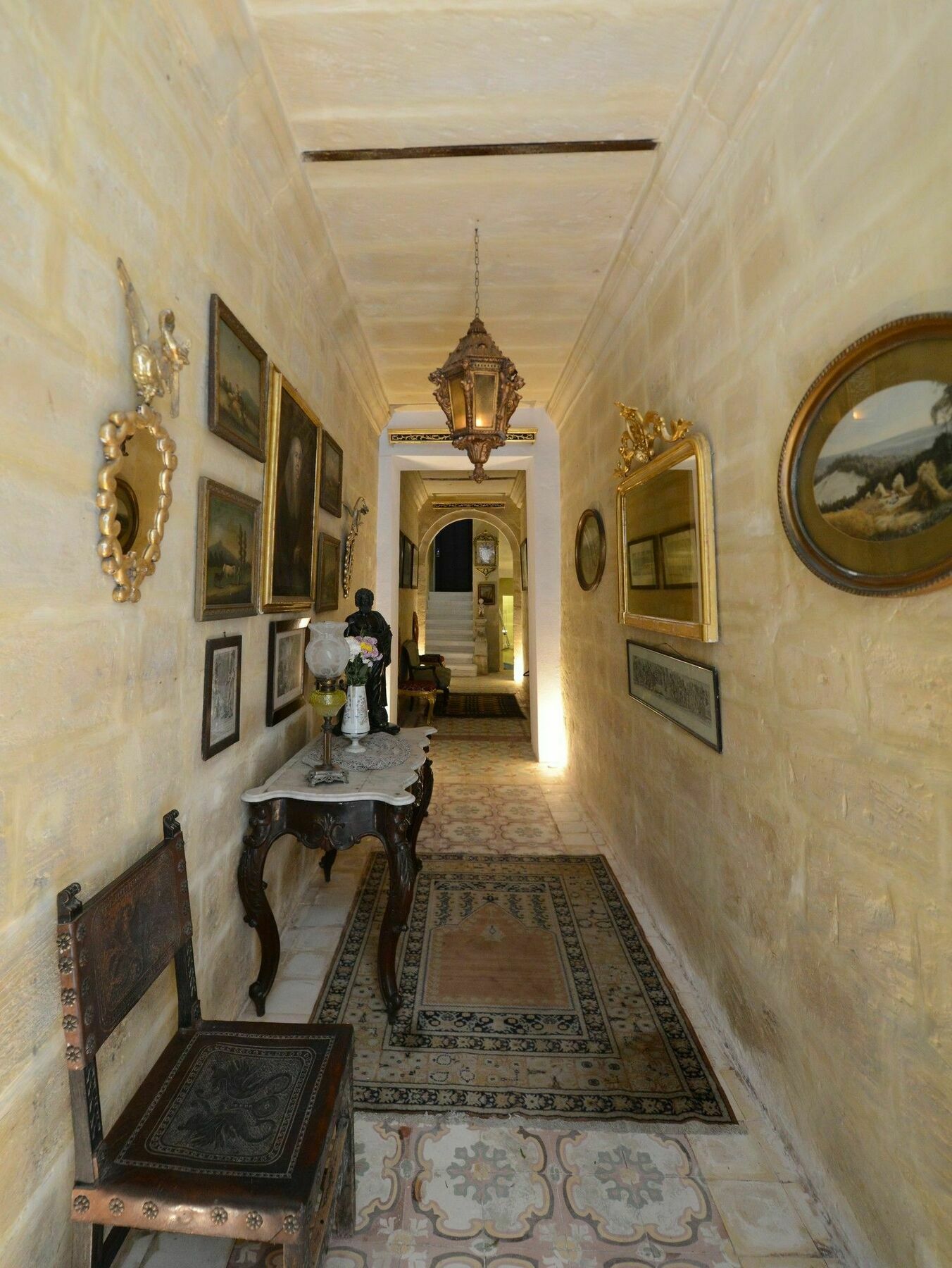 Paulos Valletta Luaran gambar